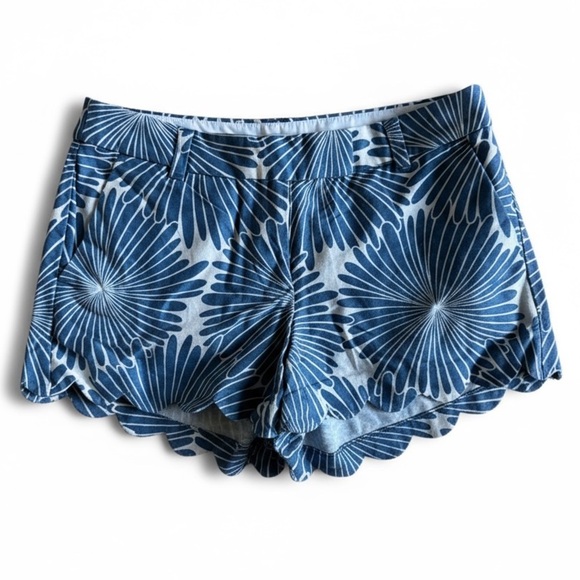 J. Crew Blue Floral Print Scalloped Hem Cotton Resort Preppy Vacation Shorts 2 - Picture 1 of 5